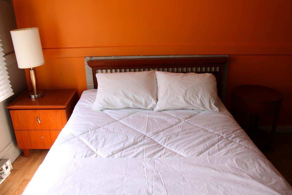 Toronto Central Hotel 部屋 写真