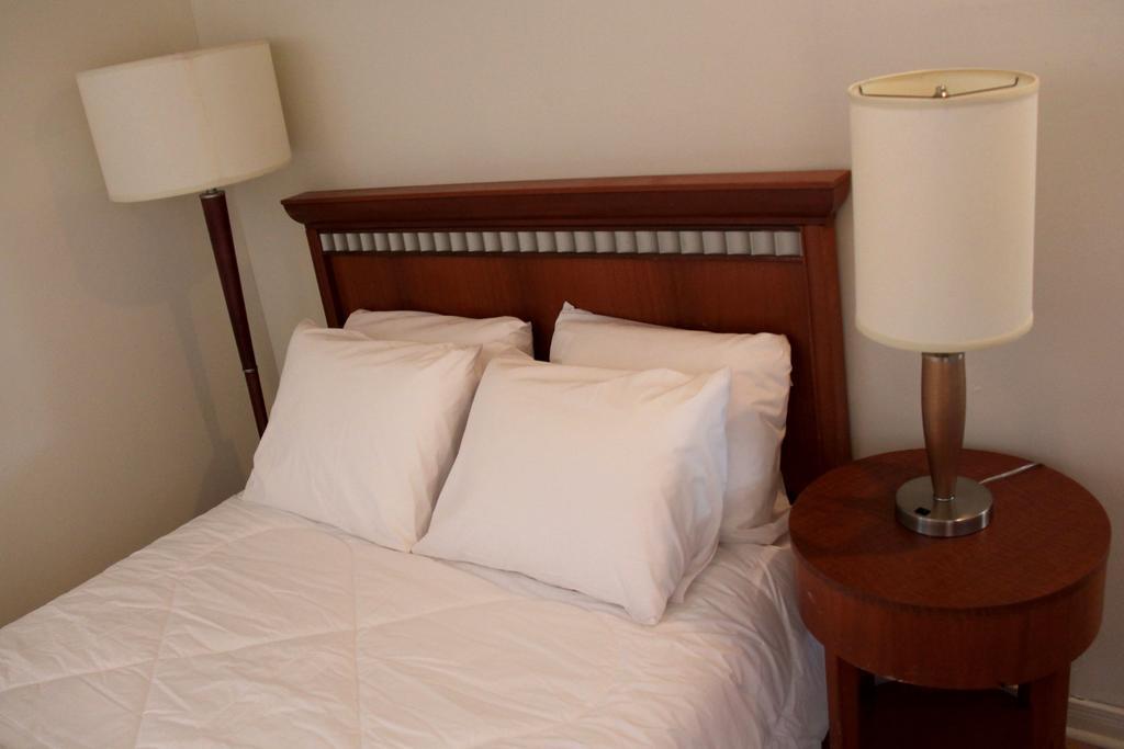 Toronto Central Hotel 部屋 写真