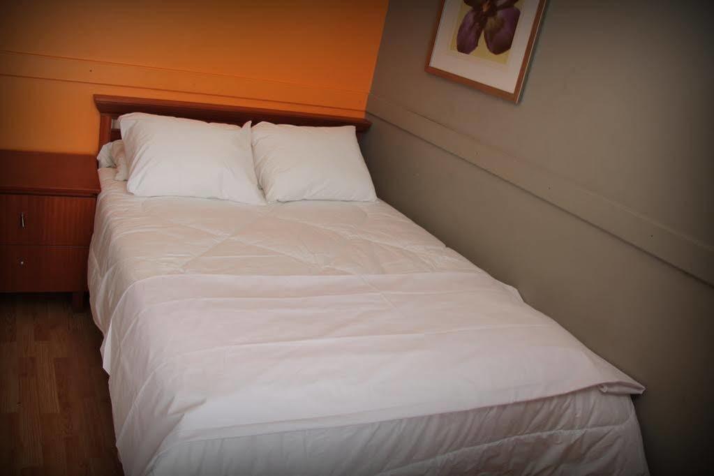 Toronto Central Hotel エクステリア 写真